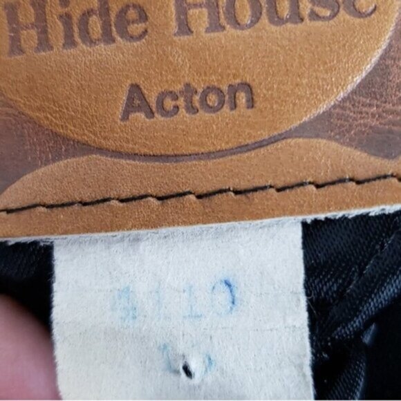 Vintage Leather Coat Hood - Picture 14 of 16